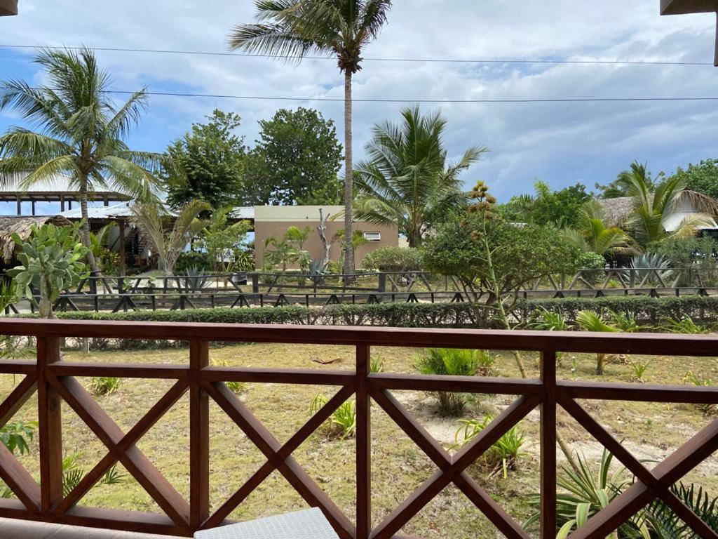 Paradise Island Beach Resort Punta Rucia Exterior photo