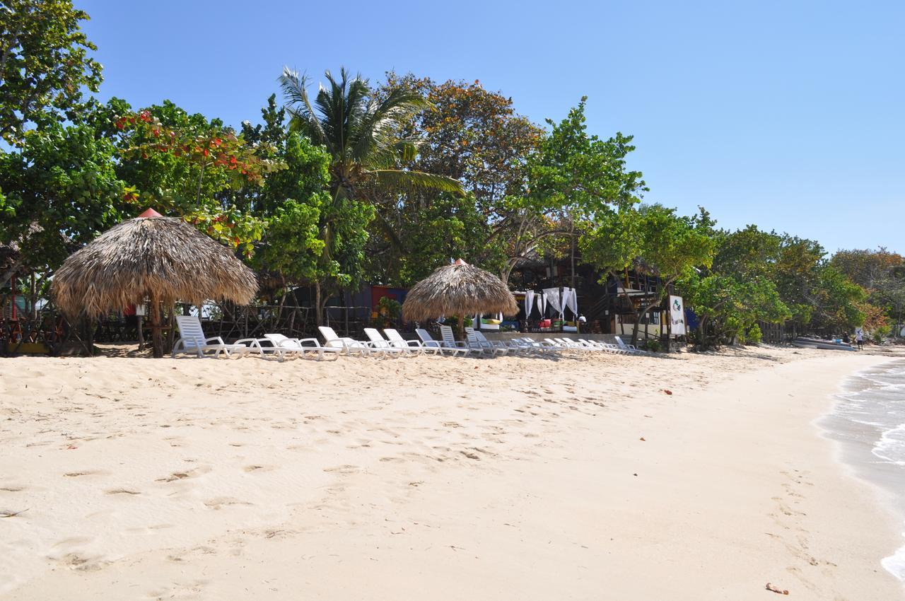 Paradise Island Beach Resort Punta Rucia Exterior photo