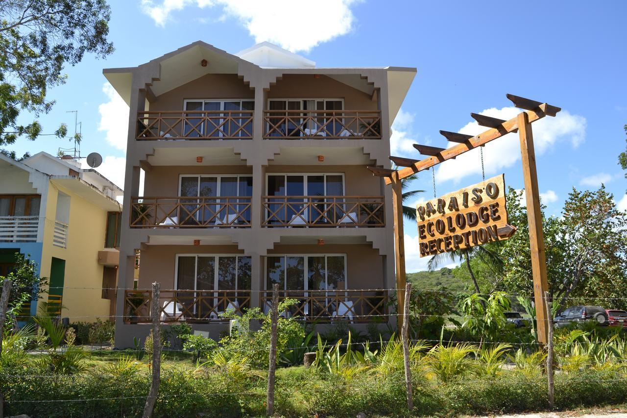 Paradise Island Beach Resort Punta Rucia Exterior photo