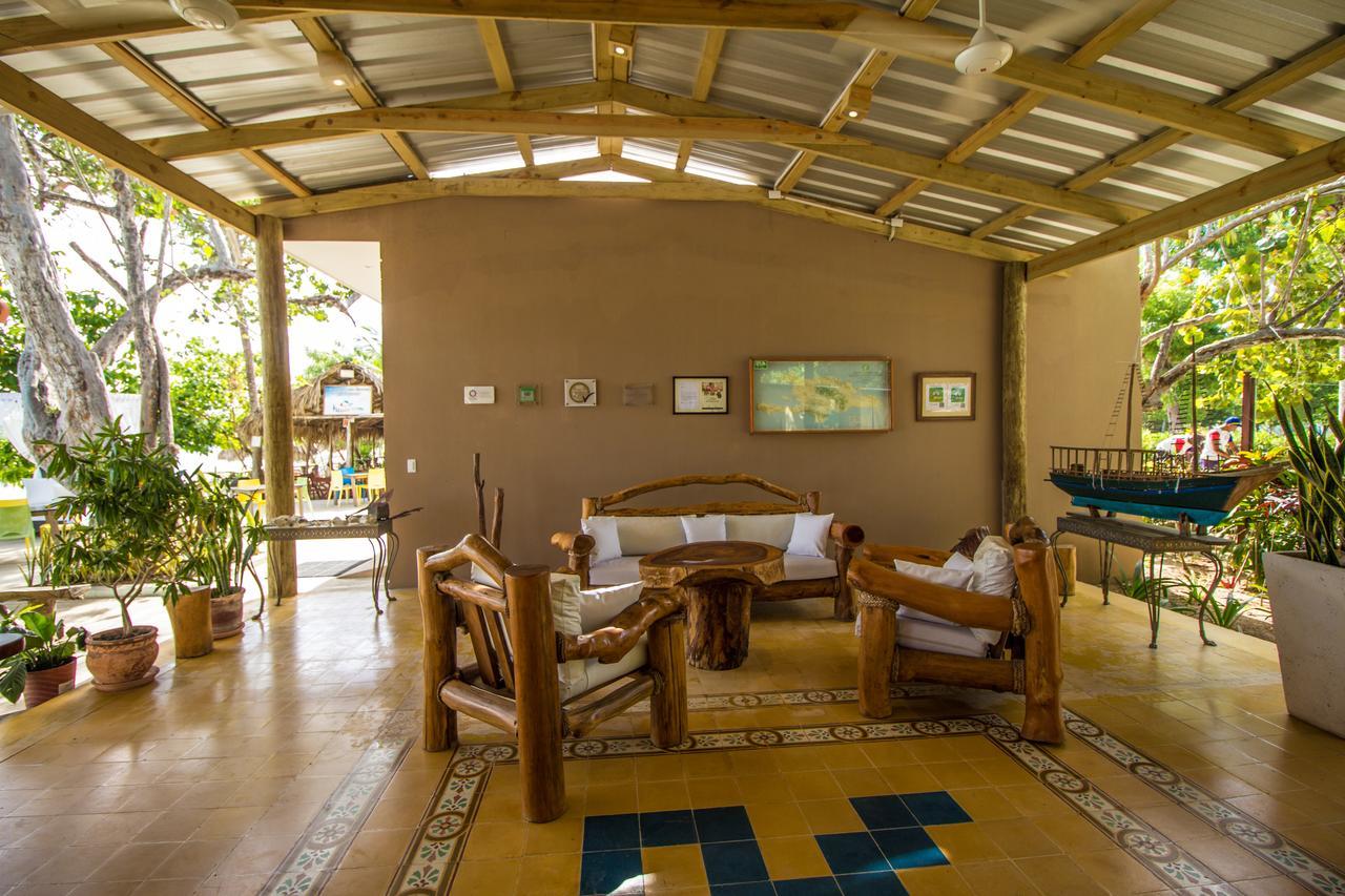 Paradise Island Beach Resort Punta Rucia Exterior photo